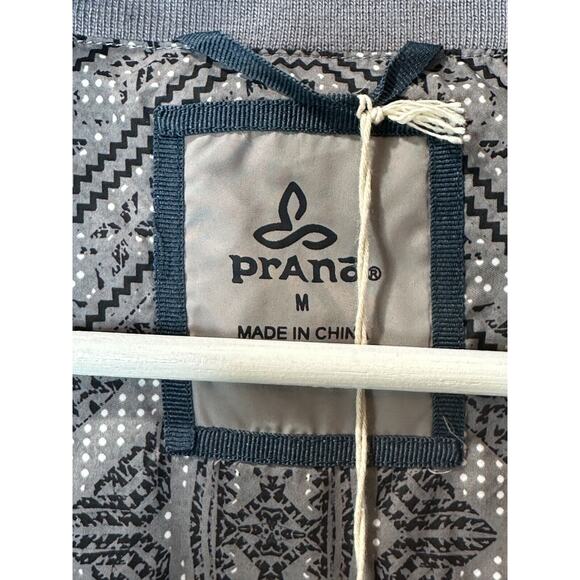 Prana Lily Puffer Jacket Gull Flurry Gray Geometric Women's Medium NWT Outdoors - Picture 2 of 15